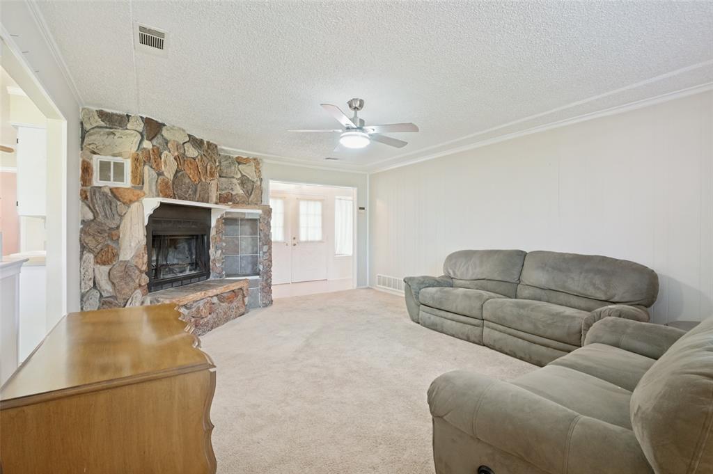 608 Cardinal Drive