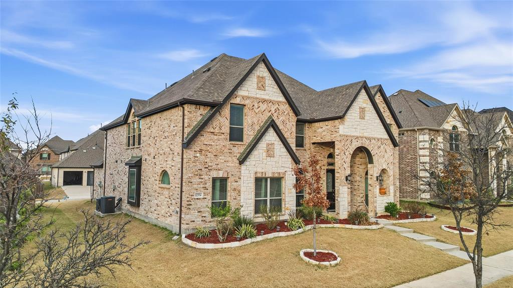 12354 Settlers Drive