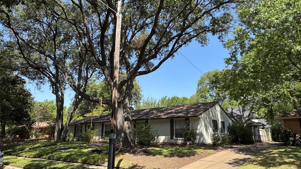3543 Warick Drive