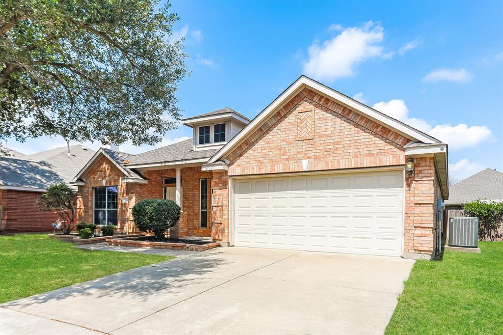 2240 Sparrow Hawk Court