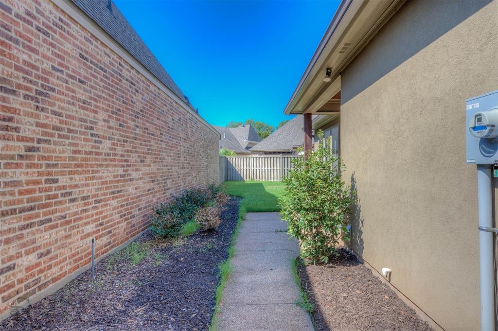 129 Andrew Place