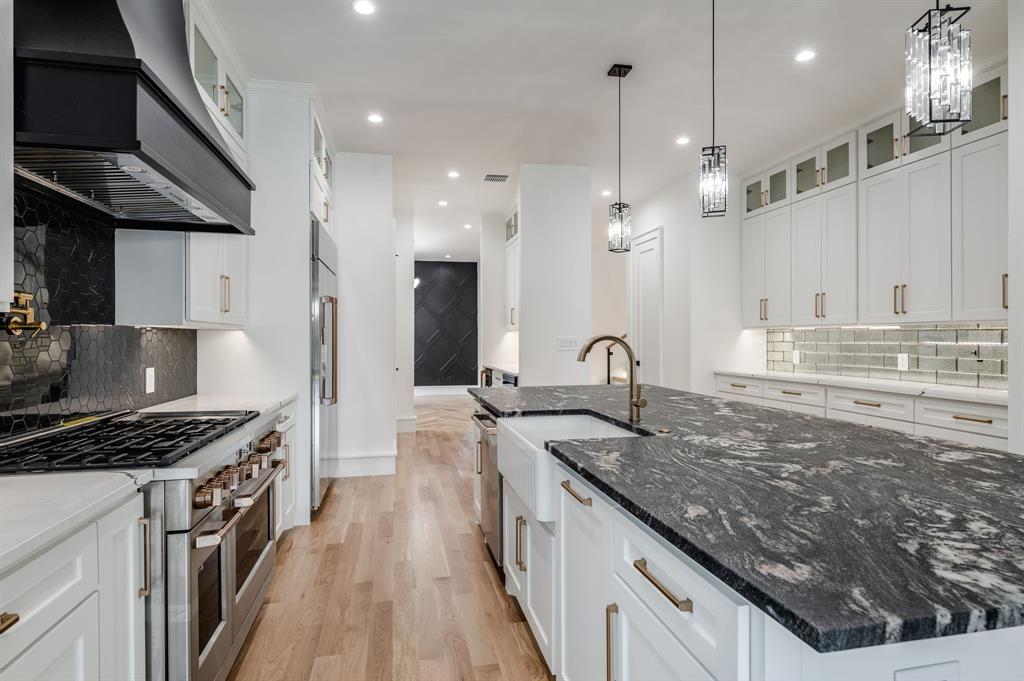 LOVERS LANE HEIGHTS - Residential