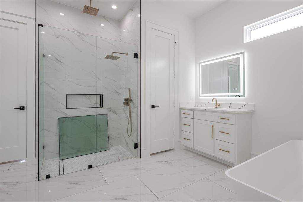 LOVERS LANE HEIGHTS - Residential