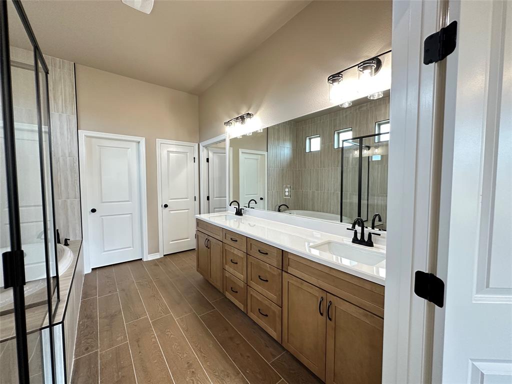 Rosenthal Estates - Residential