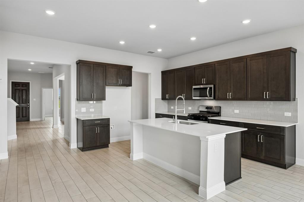 424 Amalfi Way