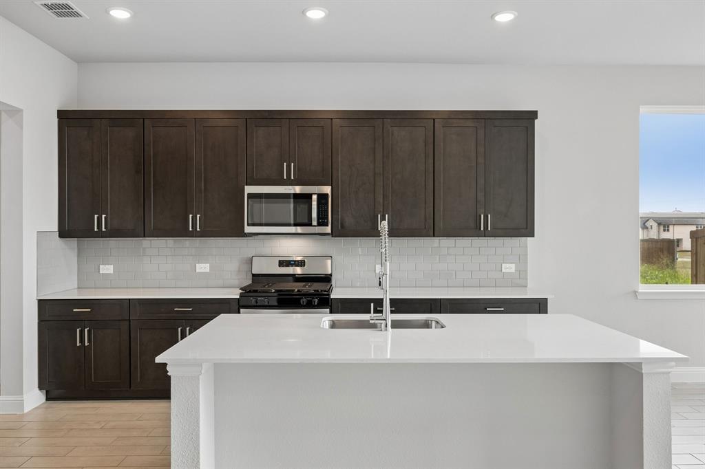 424 Amalfi Way