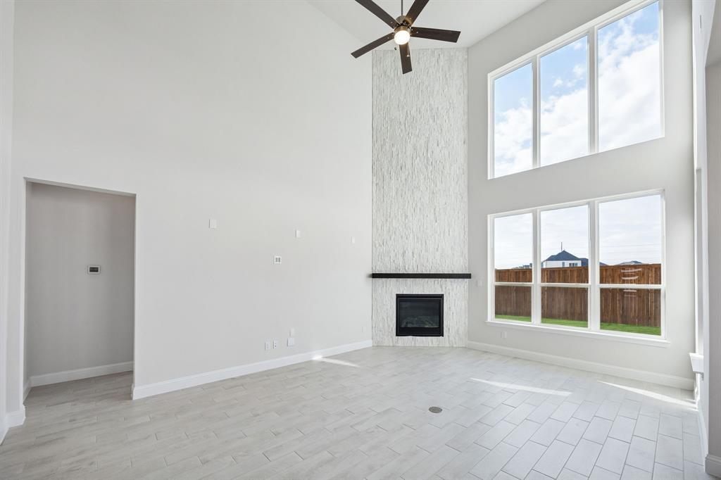 424 Amalfi Way