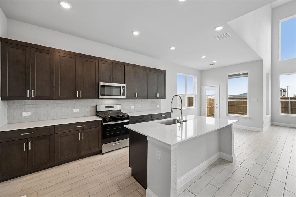 424 Amalfi Way