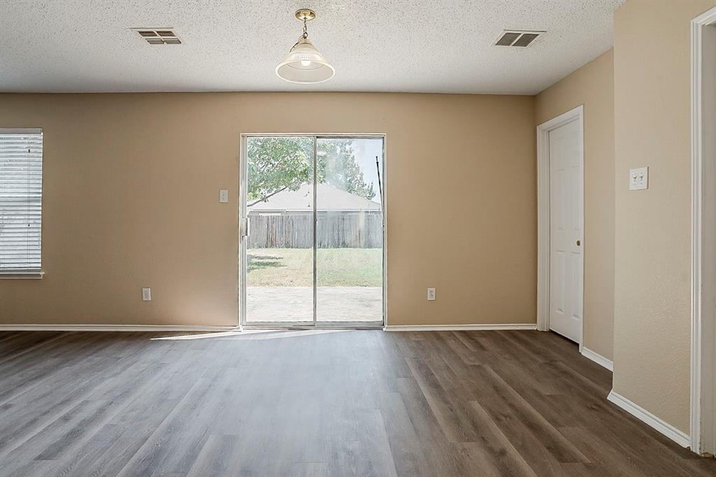 9332 Goldenview Drive