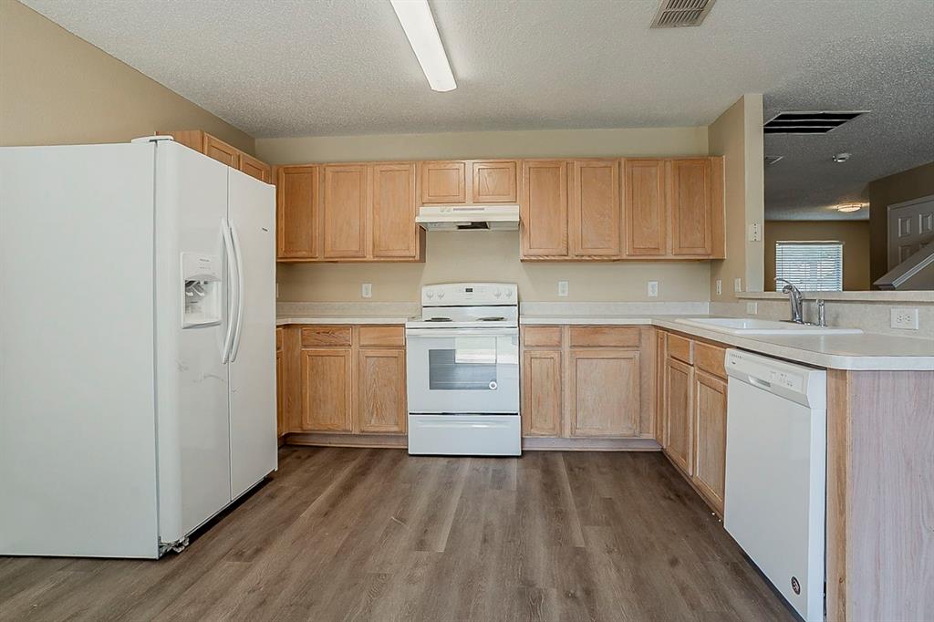 9332 Goldenview Drive