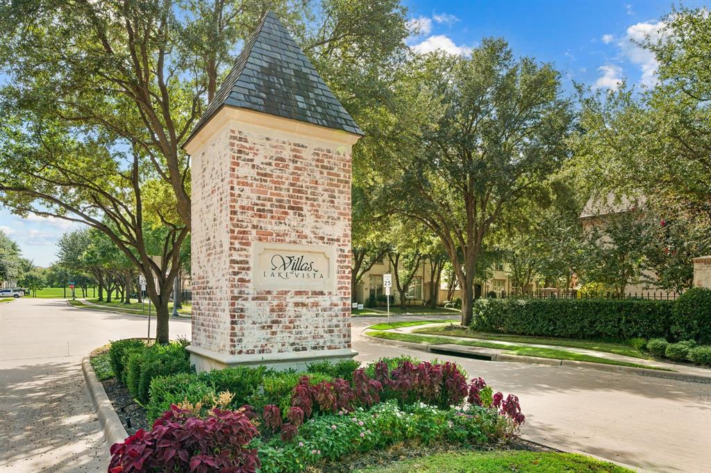 832 Lake Vista Place