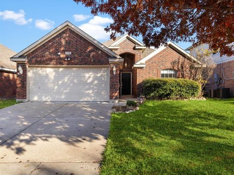 4516 Lodestone Lane Fort Worth TX 76123