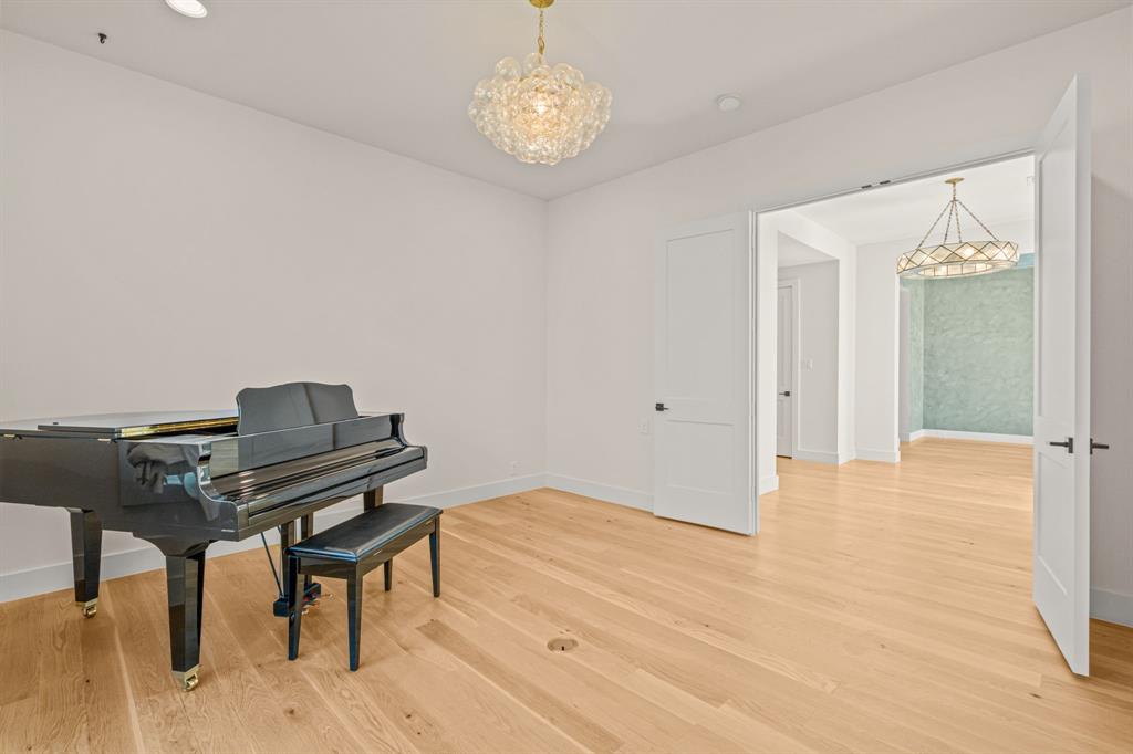 Montrachet Add - Residential