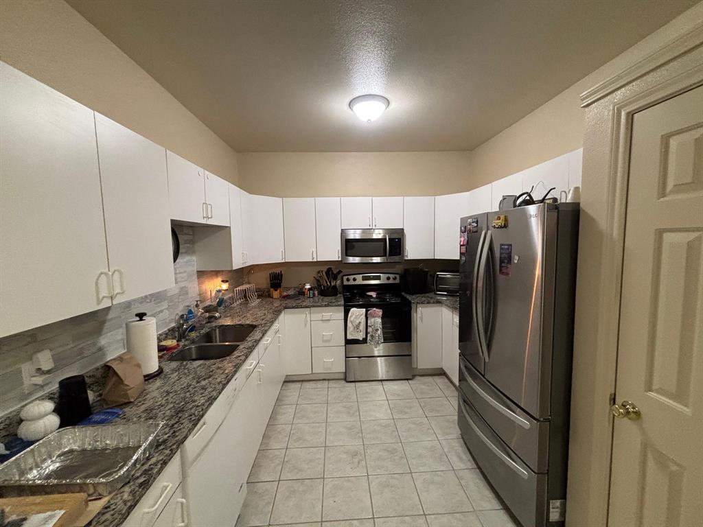 Royal Add Ph 02 100 102 Honey - Residential Lease