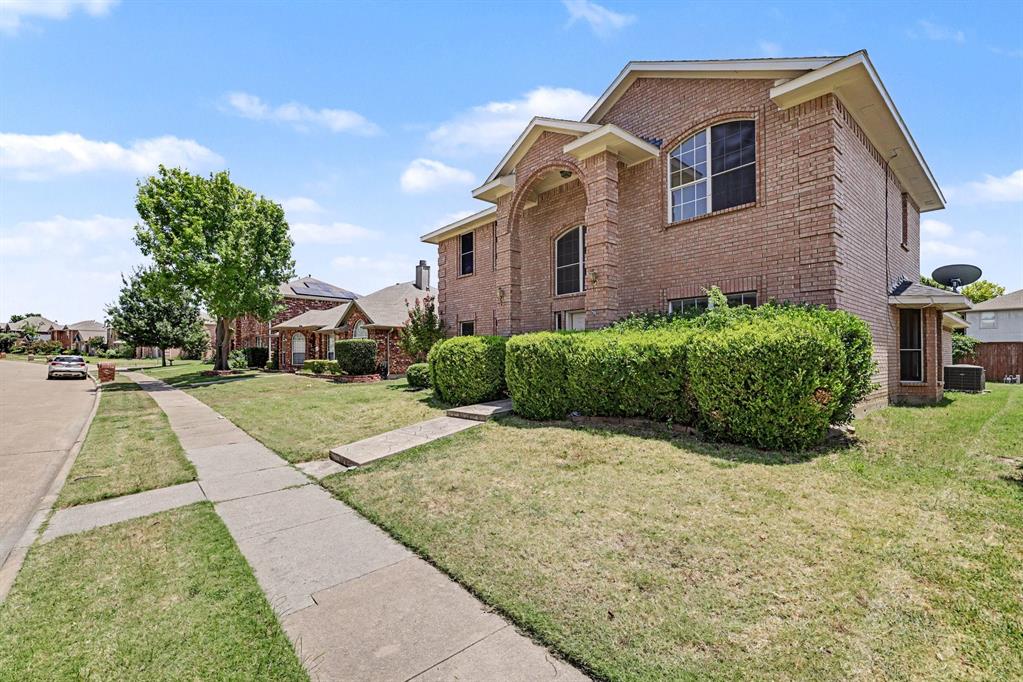 4909 Monte Vista Lane