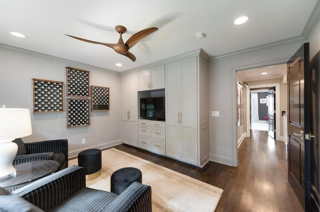 Northpark Garden Twnhms - Residential