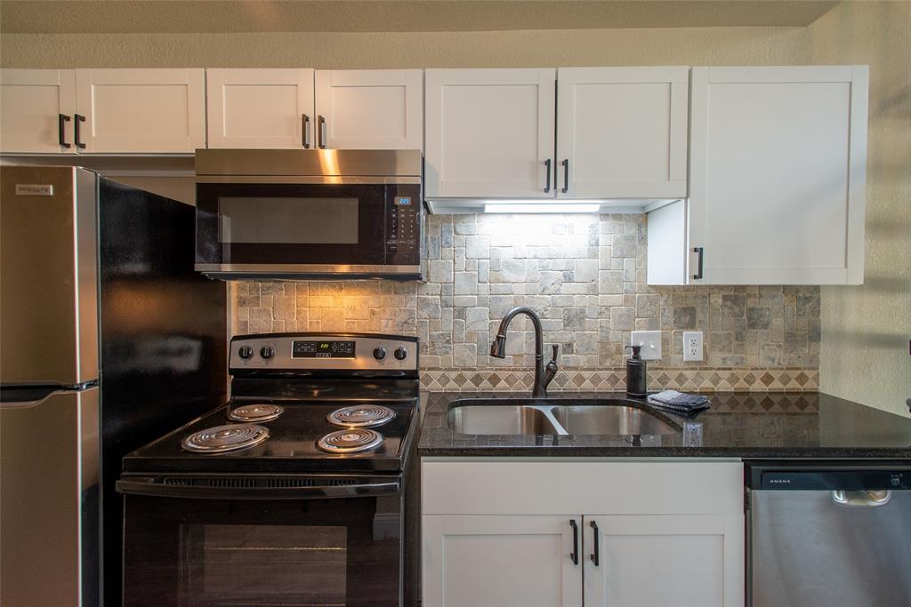 Log Cabin - Residential