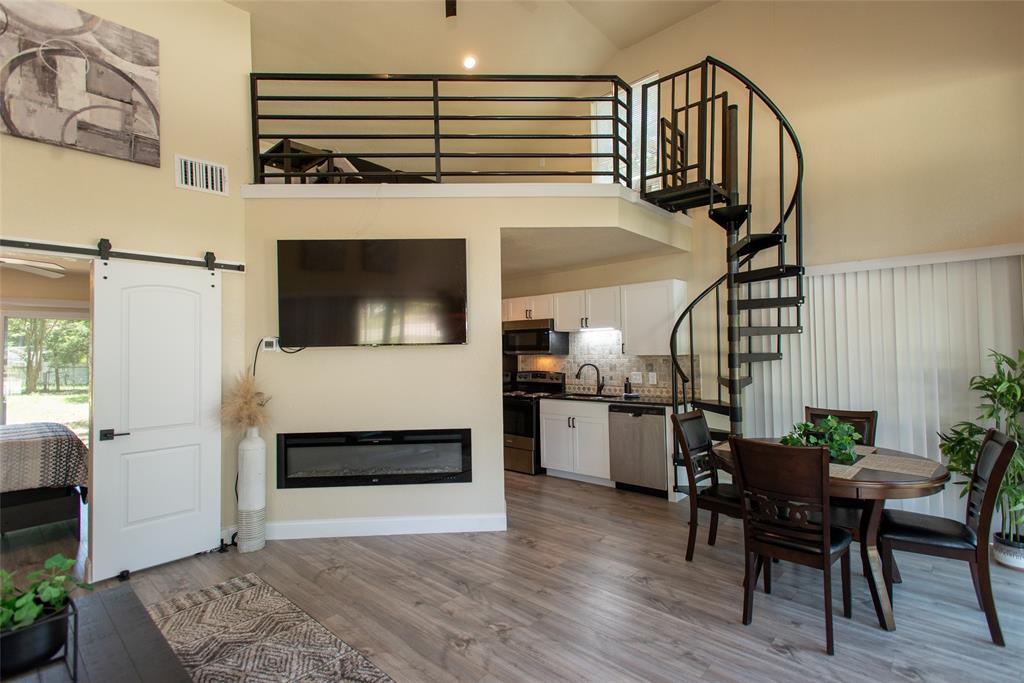 Log Cabin - Residential