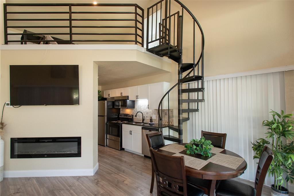 Log Cabin - Residential