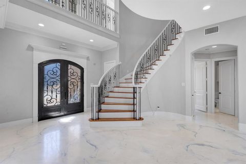 Tiny photo for 1004 Drake Drive, Euless, TX 76039 (MLS # 21172214)