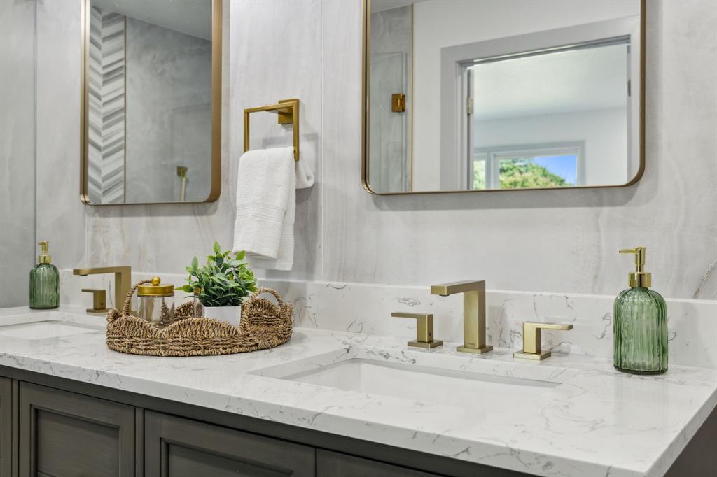 Glen Cove - Residential