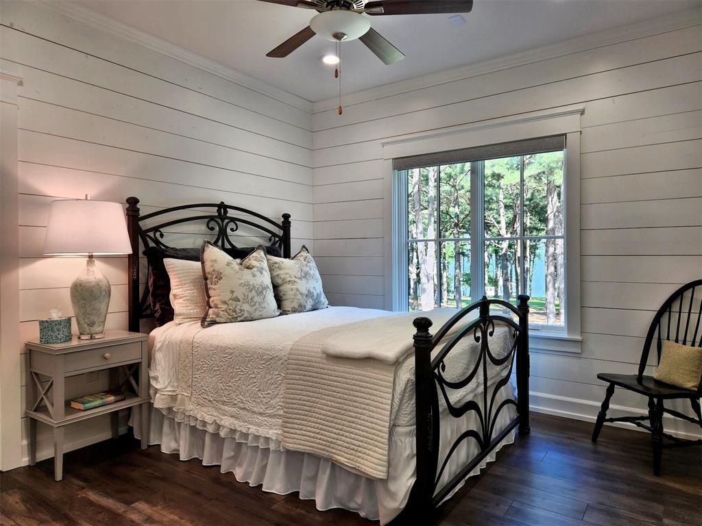 Lakeside - Residential