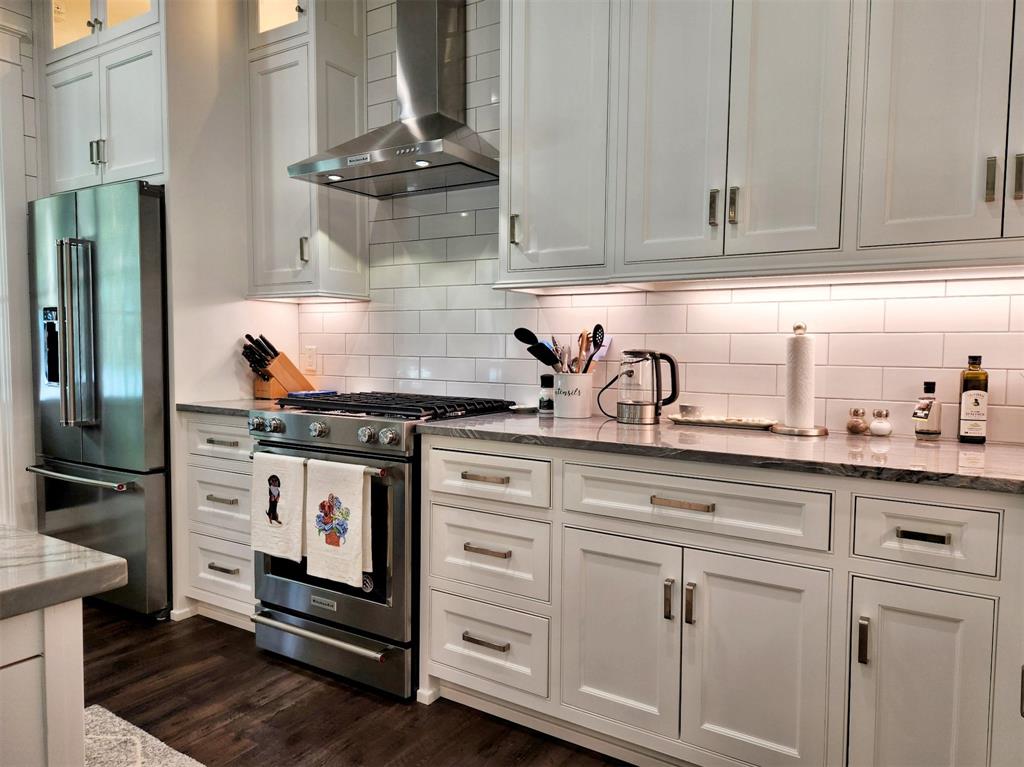 Lakeside - Residential