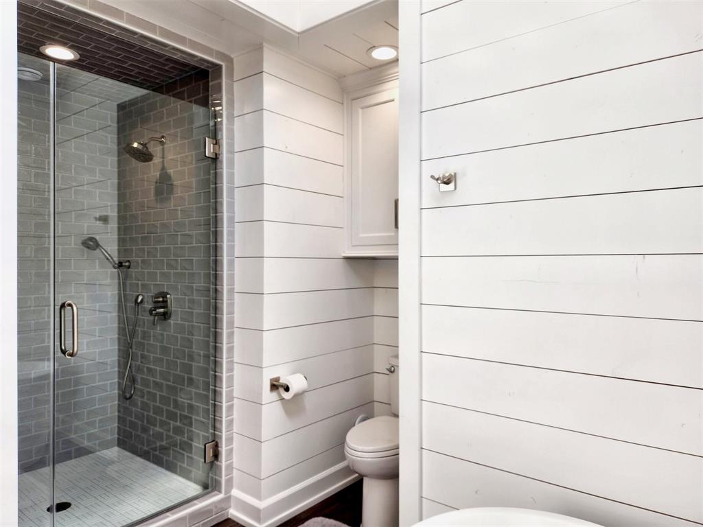 Lakeside - Residential