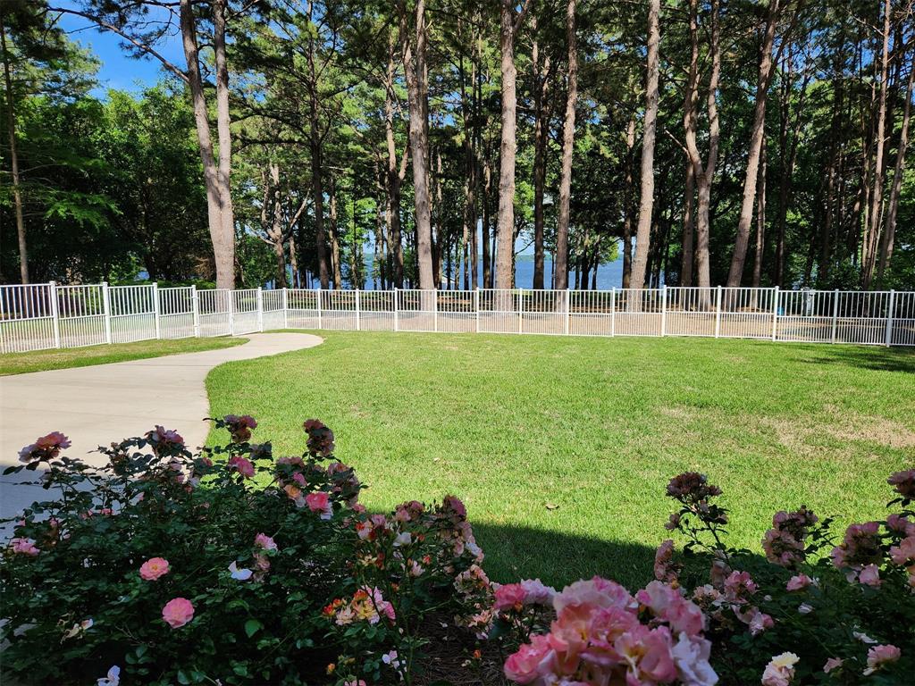 Lakeside - Residential