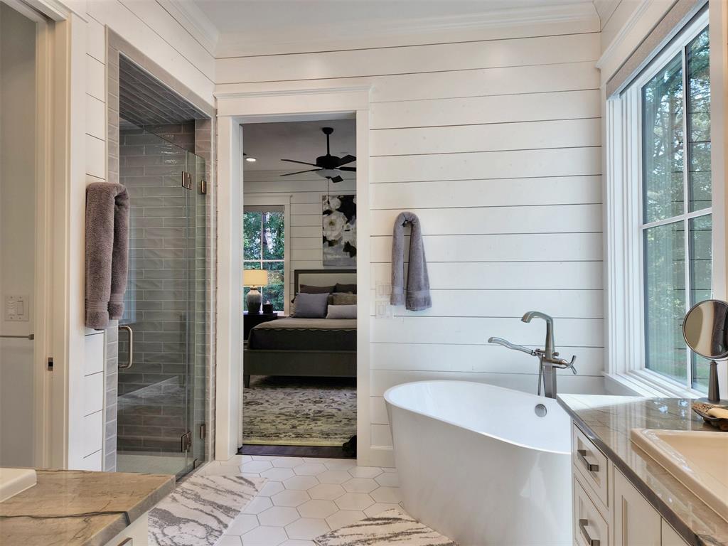 Lakeside - Residential