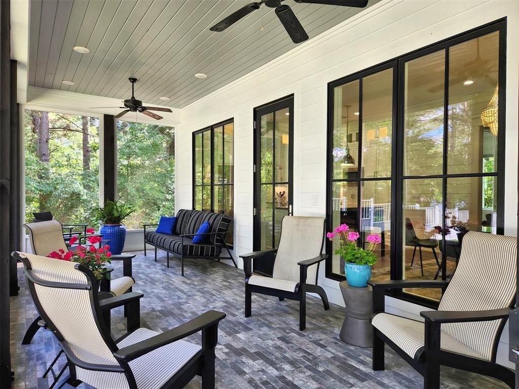 Lakeside - Residential