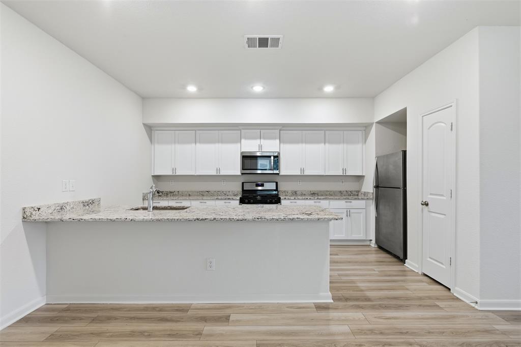 South Park Meadows - Residential Lease