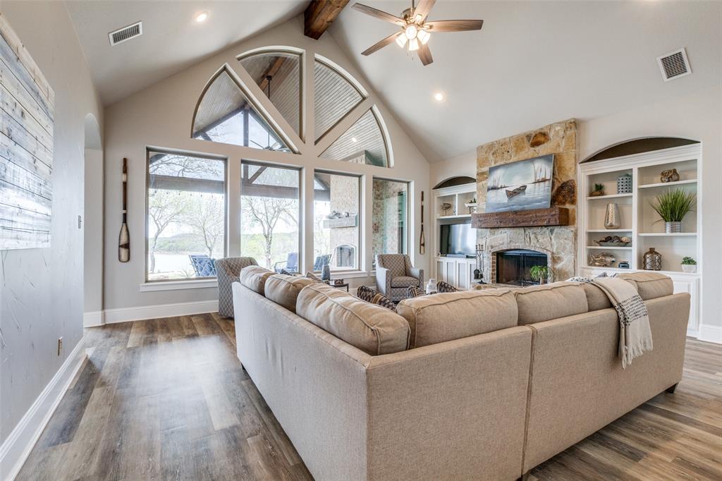 310 Ridgeline Drive