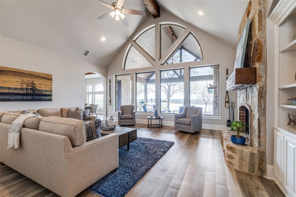 310 Ridgeline Drive