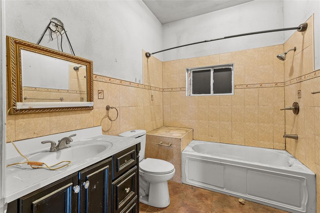 Dallas Land & Loan 02 - Residential