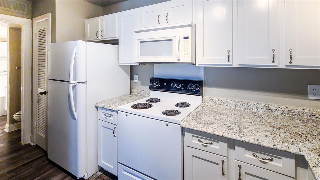 6108 Abrams Road 418