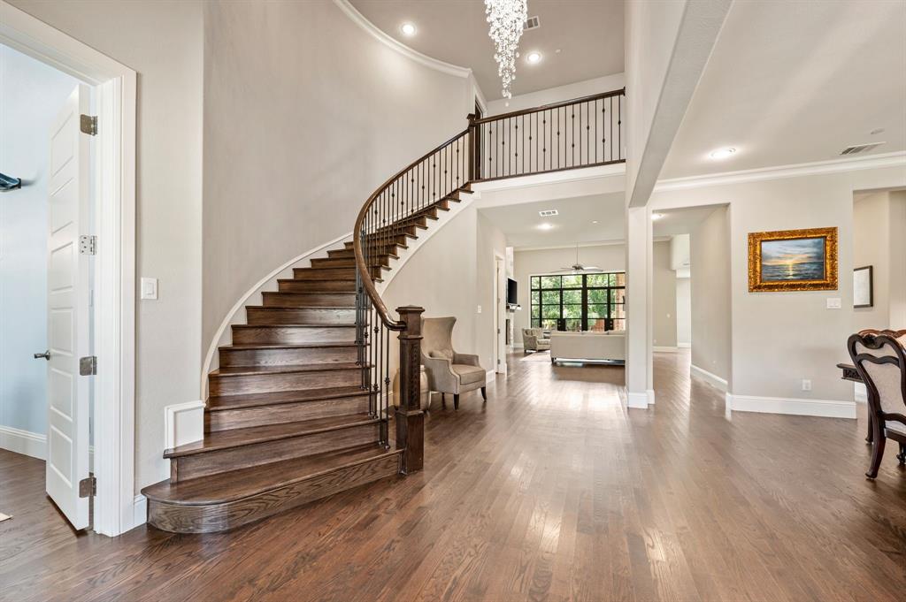 1109 Savoy Lane