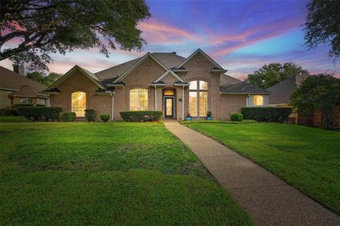 1521 Treeline Drive DeSoto TX 75115
