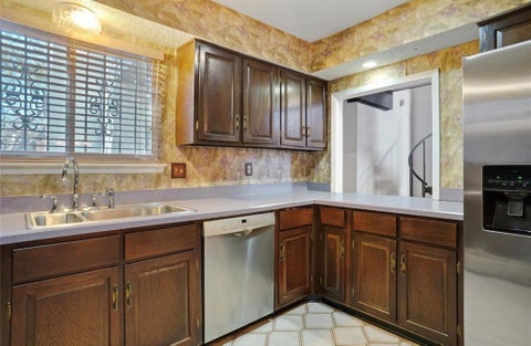 Tiny photo for 12502 Burninglog Lane, Dallas, TX 75243 (MLS # 21360859)