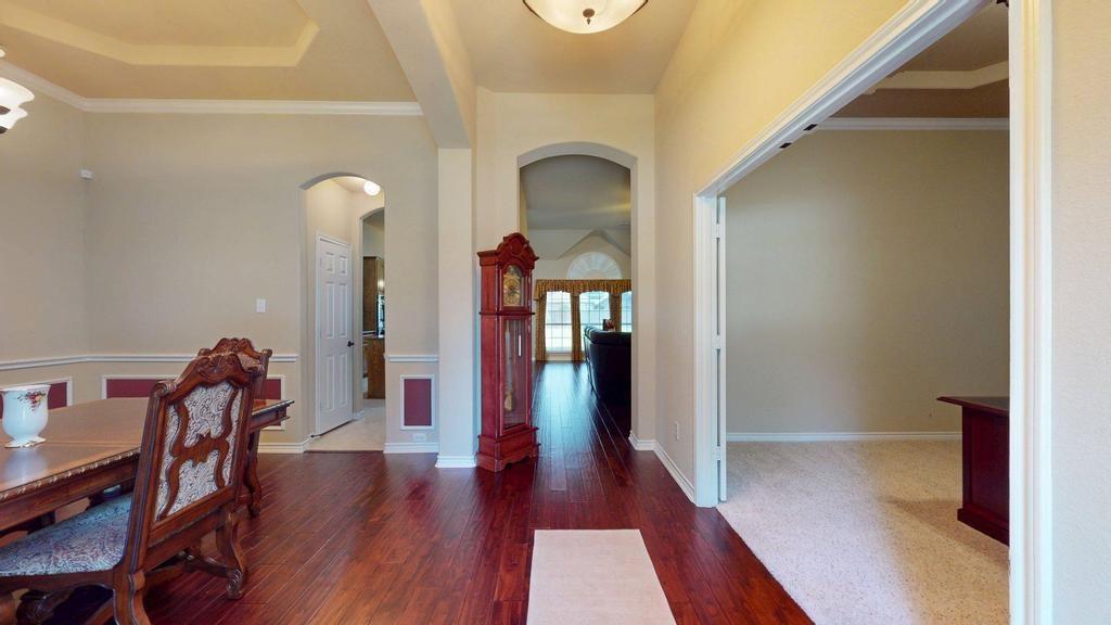 1325 Canary Lane