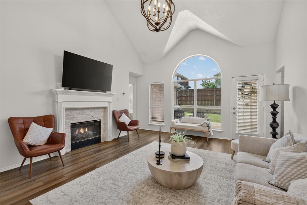 2216 Starleaf Place