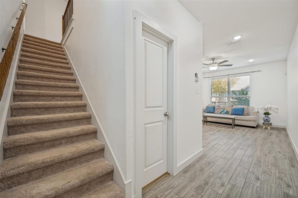 2741 Splendor Drive