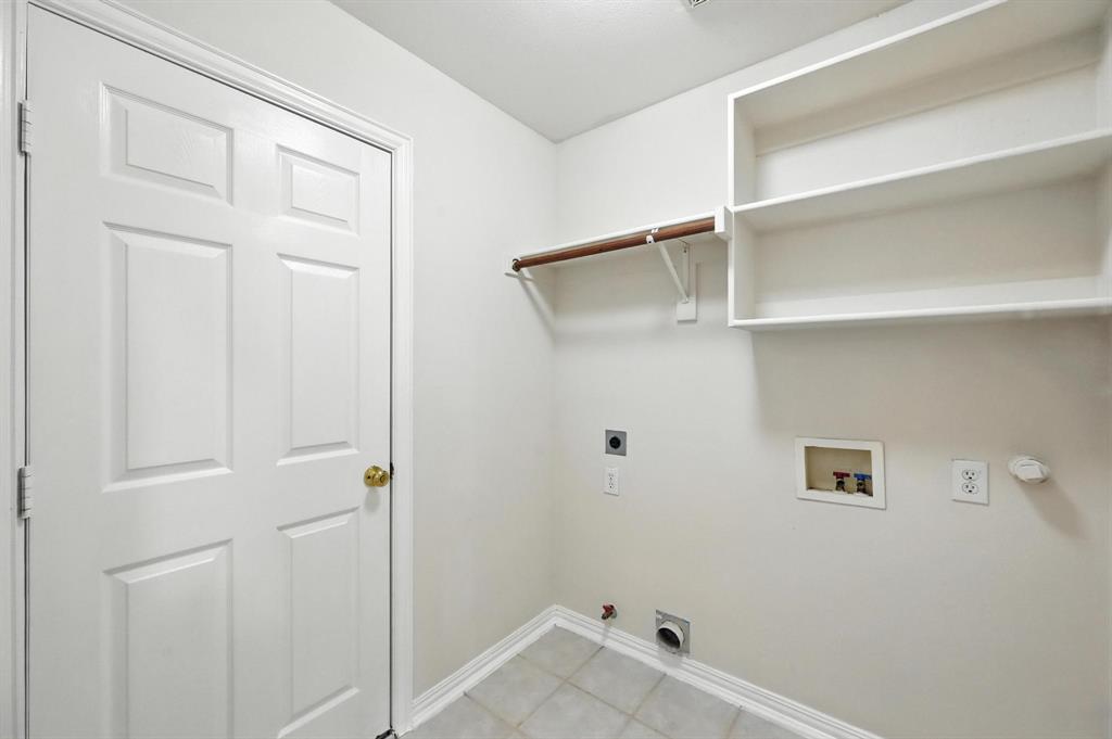 Flower Mound, Texas 75028, United States, 4 Bedrooms Bedrooms, ,3 BathroomsBathrooms,Residential,Active,168727