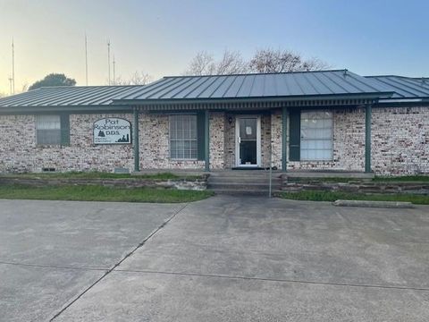 311 S J ELMER WEAVER Freeway Cedar Hill TX 75104