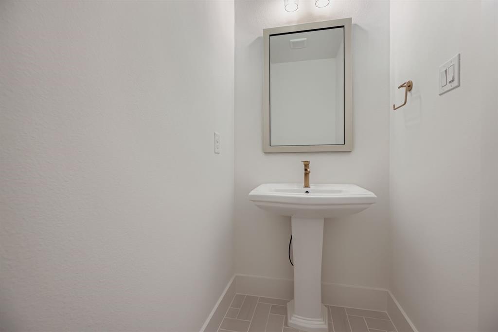 Castle Hills Northpointe Townhomes - Residential