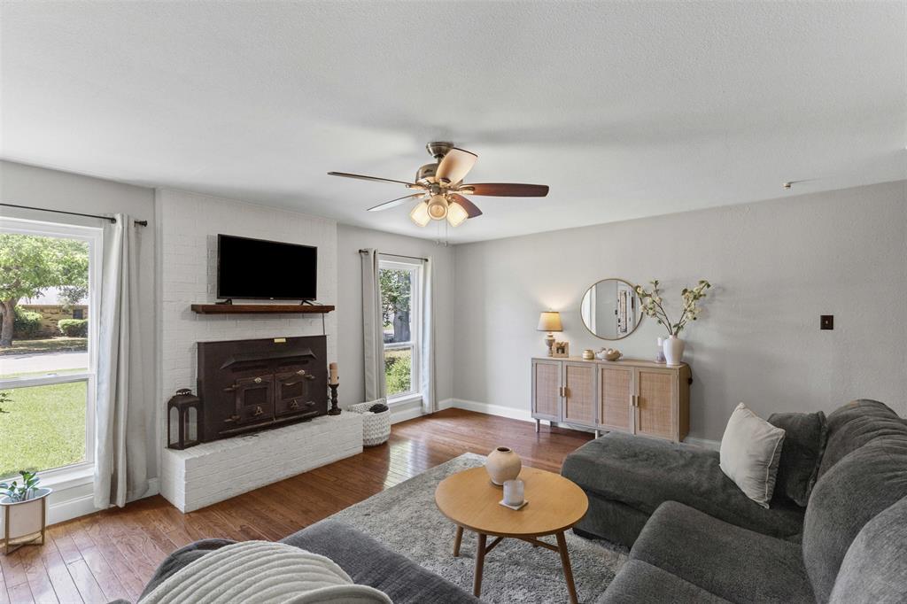 Benbrook, Texas 76126, United States, 3 Bedrooms Bedrooms, ,2 BathroomsBathrooms,Residential,Active,164751