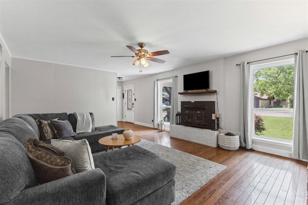 Benbrook, Texas 76126, United States, 3 Bedrooms Bedrooms, ,2 BathroomsBathrooms,Residential,Active,164751