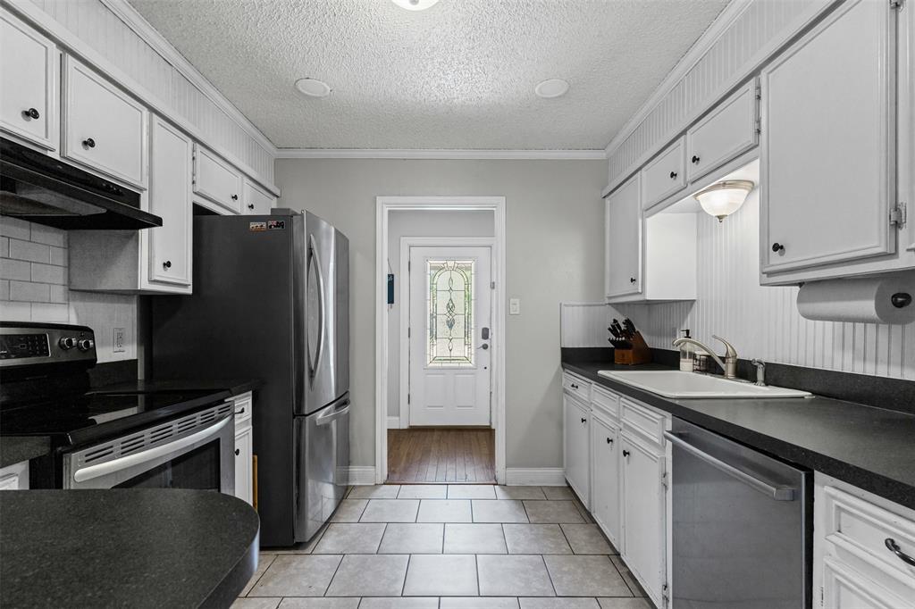 Benbrook, Texas 76126, United States, 3 Bedrooms Bedrooms, ,2 BathroomsBathrooms,Residential,Active,164751