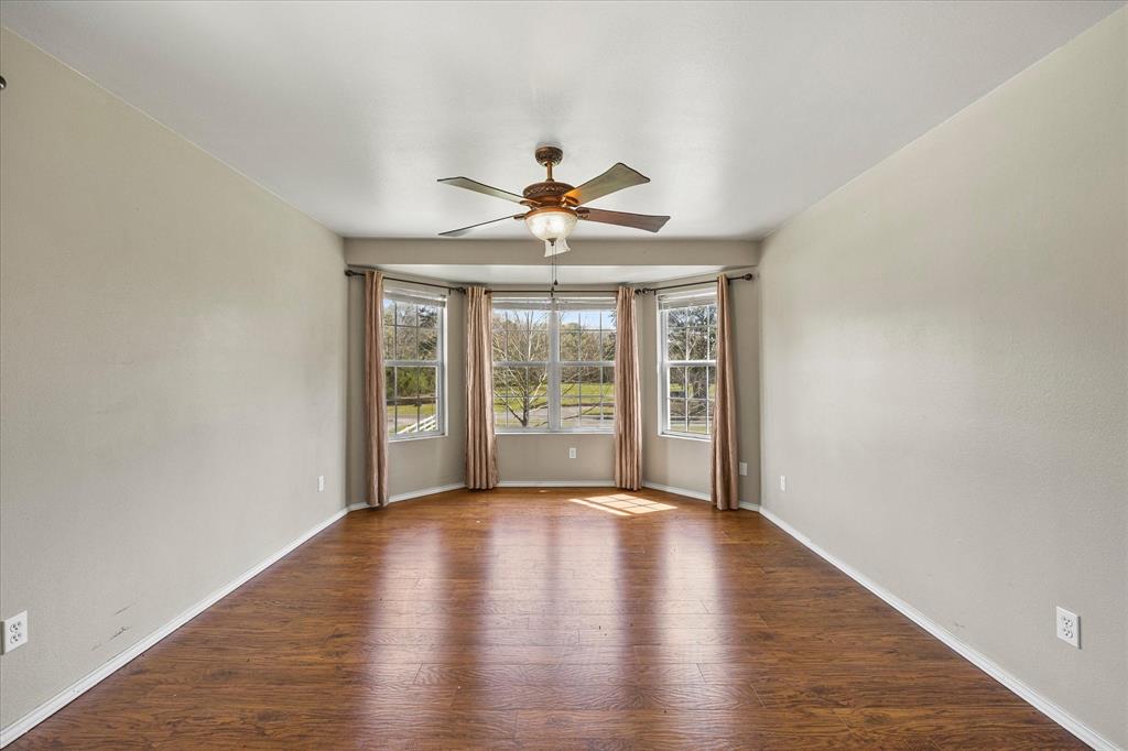 Snug Harbor - Residential