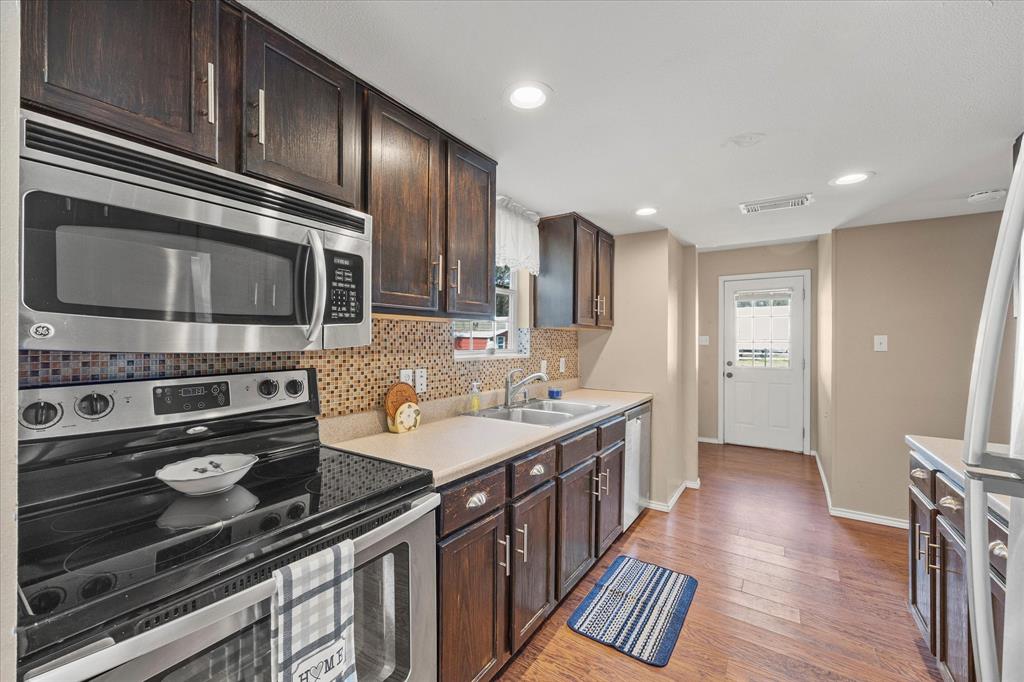 Snug Harbor - Residential